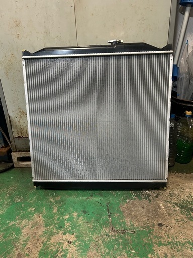 ハイラックスサーフ、未使用、新品