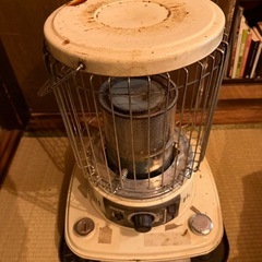石油ストーブの画像