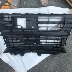 純正グリルの画像