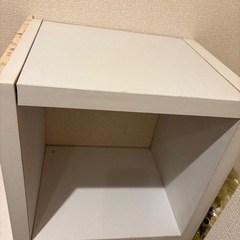 収納棚の画像