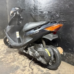 ★支払総額3.0万円★定休日なし！いつでも現車確認可能です！ スズキ レッツ2 白 CA1PA 人気のレッツ2！ 2スタのためオイル注ぎ足すだけ！ バッテリー新品！ カスタムベースに♪の画像