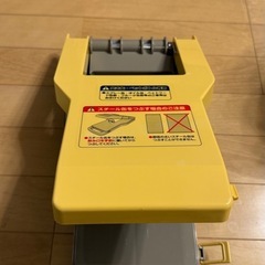 空き缶つぶし機の画像