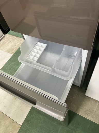 ジャングルジャングル貝塚店　179L 冷蔵庫　SHARP シャープ　SJ-D18JJ 2023年製　2ドア　中古　リユース　貝塚市　洗
