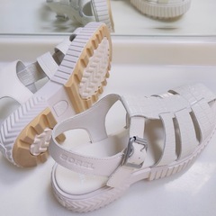 SOREL フラットサンダル 24cmの画像