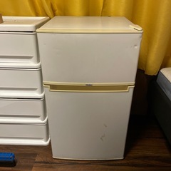 小型冷蔵庫　の画像