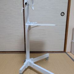 モニター台の画像