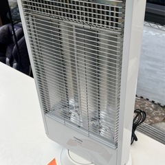 YAMAZEN カーボンヒーター DC-S098(W)【首振り機能付き／900W】の画像