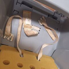 アっプリカ　手動のハイローチェアの画像