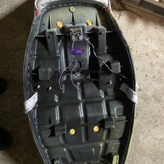 三段シート　ゼファー400 CBR400f 墓石の画像