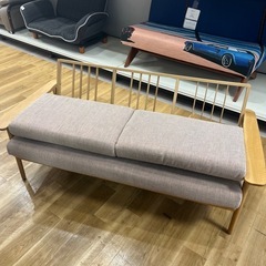 【新生活応援】karimoku 2人掛けソファー入荷しました！096の画像