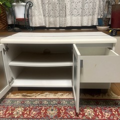 テレビ台の画像