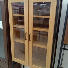 リユースのサカイ栃木店★ジモティ割あり★  食器棚 ベージュ×ブラック W64×D63.5×H181.5 クリーニング済み TC11300の画像
