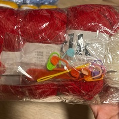 毛糸　かぎ針、とじ針、リング付きの画像