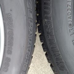 ★美品★フリード 冬 185/65R15 ラフェスタ【~90％ 富山】日本製 ブリヂストン 中古４本 PCD114.3（富山市 手渡しもOK）の画像