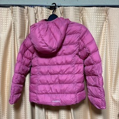 ユニクロ　キッズ　ナイロン　パーカージャンバー　130センチの画像