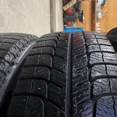 ミシュラン スタッドレス 195/80R15 LT 107/105　X-ice ハイエース キャラバン  の画像