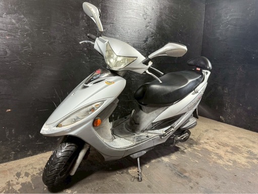 ★支払い総額3.8万円★関東圏内即日配送可能！キムコ Vリンク125SRC LEDテール！バックレスト付き！アルミステップボード！！