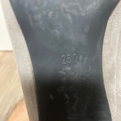 ほぼ新品🔴レディースシューズ25センチの画像