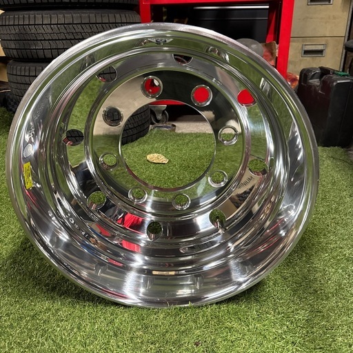 大型トラックホイール