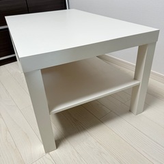 IKEA テーブル　ホワイトの画像