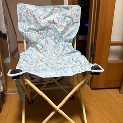 新品未使用 シナモロール 折りたたみチェアの画像