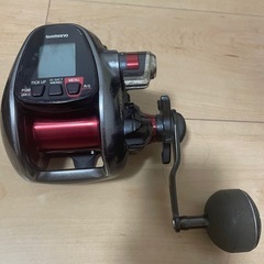 写真通り。電動リールとバッテリー2個。　の画像