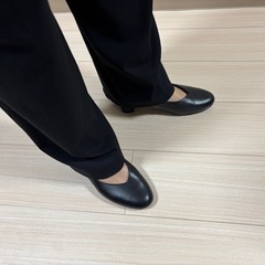 定価¥14,080-足のプロが考えた　足が楽なパンプス（長時間はいても痛くならない）　メイダイmeidai　の画像