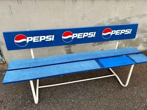 PEPSIロゴ入り　レトロベンチ　ペプシ長椅子