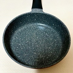 【未使用です】ベルフィーナ　フライパン 19cm 軽量 　　　の画像