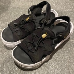 24.5cm　NIKE エアマックス　ココ　サンダルの画像