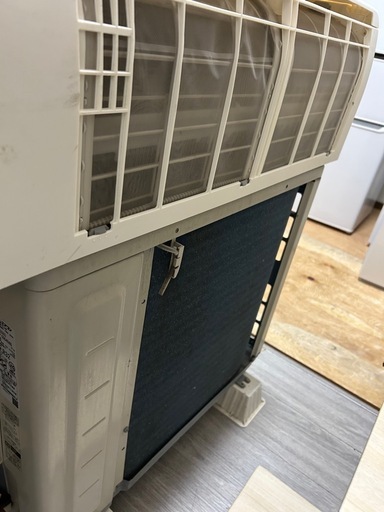 福岡市直接引取り可能　 7~10畳 ダイキン エアコン 2.5kw インバーター搭載 ATF25XSE8-W(1229BH)7AW-23