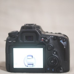 EOS 90D EF-S18-135 IS USM レンズキットの画像