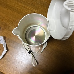 電気ケトルの画像