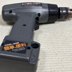 CDD-48B コードレスドライバー 充電器付きの画像