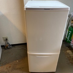 家庭用2ドア冷蔵庫の画像