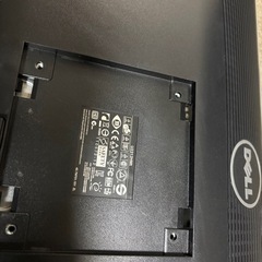 DELL U2312HMt 23インチ　液晶モニター 昇降、回転　可能の画像