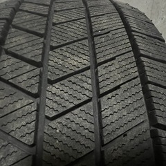 215/60R16 タイヤアルミホイールの画像