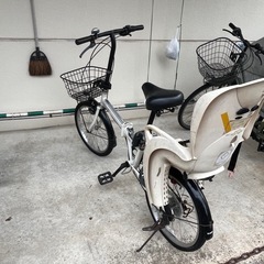 折りたたみ自転車　の画像