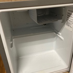 小型冷蔵庫42Lの画像