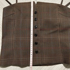 グリーンレーベル　チェック柄ビスチェ ブラウン系の画像