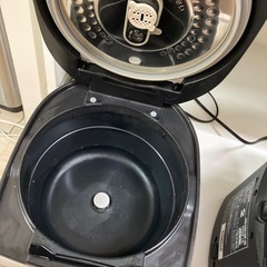 日立 HITACHI 2023年製 圧力IHジャー炊飯器 5.5合 RZ-G10EMの画像