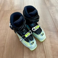 子供用　スキー靴　20.5cmの画像