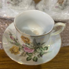 オーロラ　ラスター彩　薔薇柄　コーヒーカップセット　3客　新古品
の画像