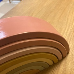知育おもちゃ！虹の形の画像