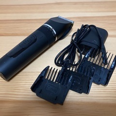 バリカン 2025新登場 USB充電式 ヘアーカッター 電動バリカンメンズ 5段階刈り高さ調節 3段階の画像