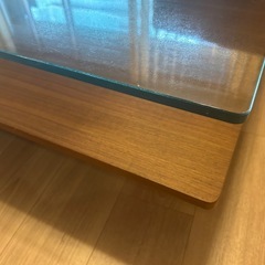 ガラス　ローテーブル　アルモニアの画像