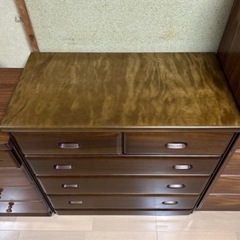ダークブラウン木製チェスト 5引き出しの画像