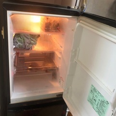 冷蔵庫、洗濯機、炊飯器の画像