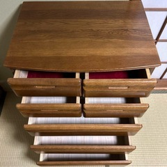 木製キャビネット 7引き出し ブラウンの画像