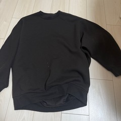 トレーナー　レディース　黒　ブラック　ベージュ　長袖の画像